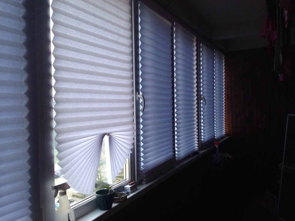 Окна ПВХ И жалюзи баннер