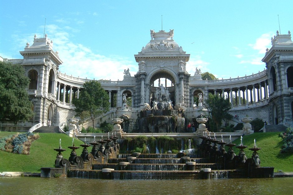 Франция дворец Лоншан
