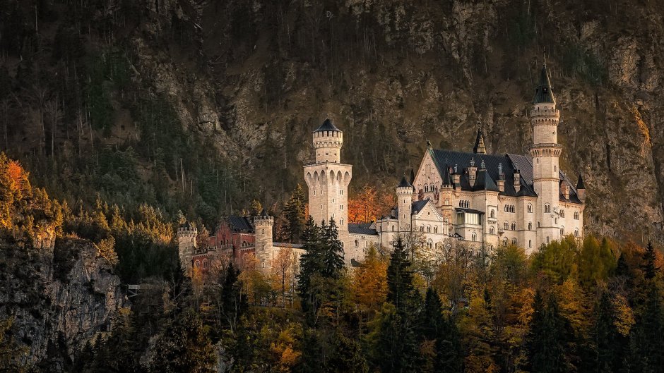 Замок Нойшванштайн Лихтенштейн