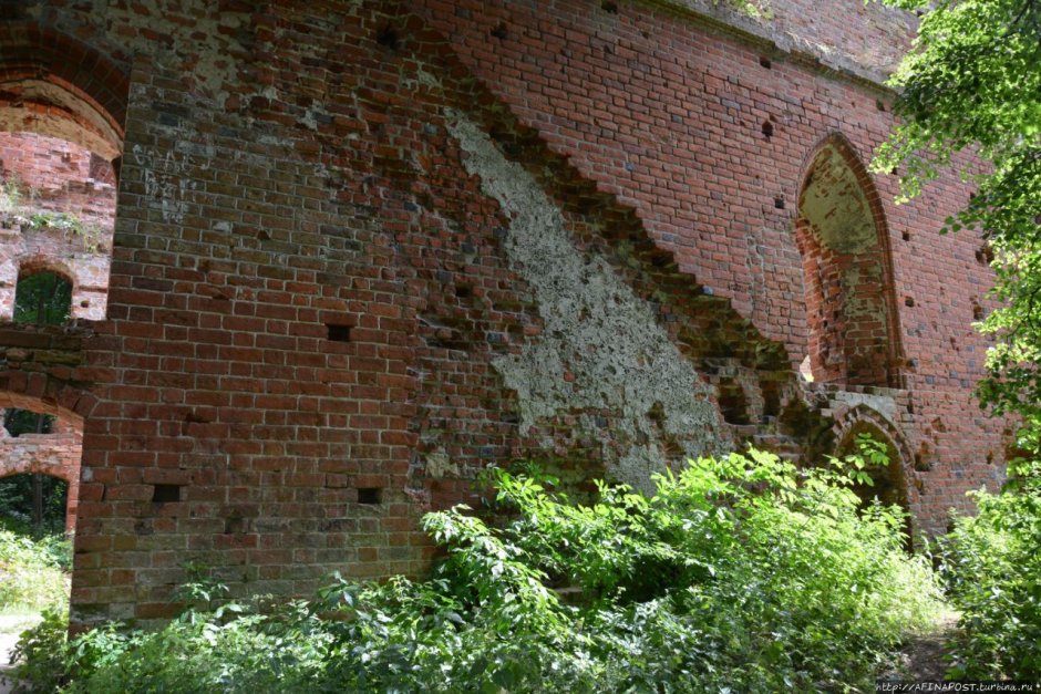 Мамоново замок Бальга