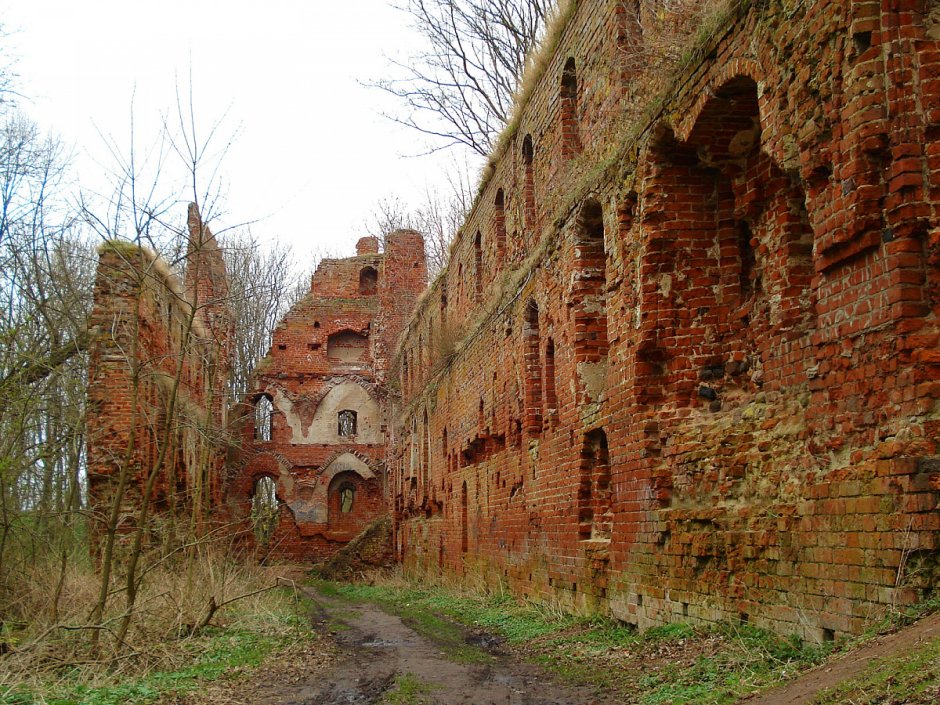 Орденский замок Бальга