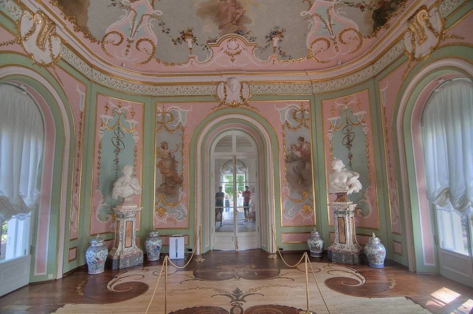 Дворец в Ораниенбауме рококо