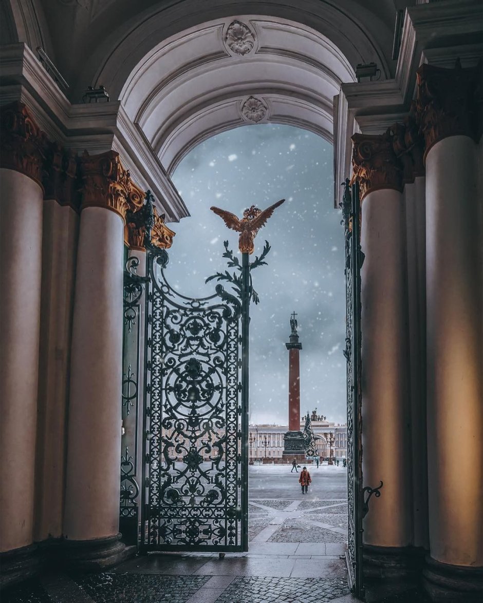 Зимний дворец Санкт-Петербург Атланты