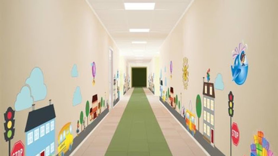 Стены холла в детском саду