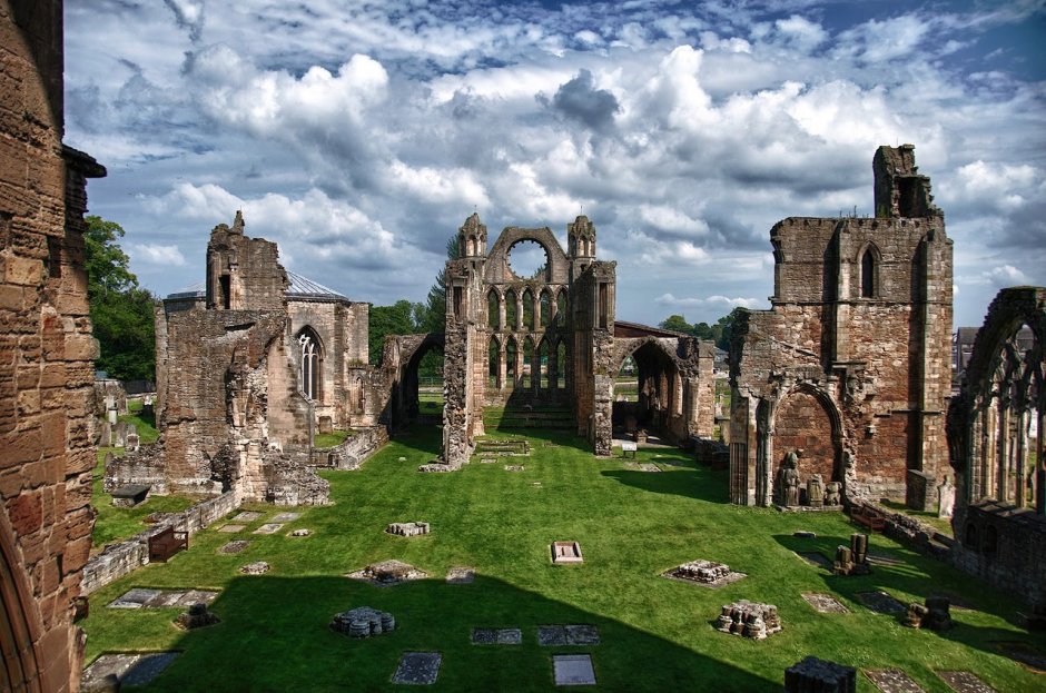 Руины шотландского замка