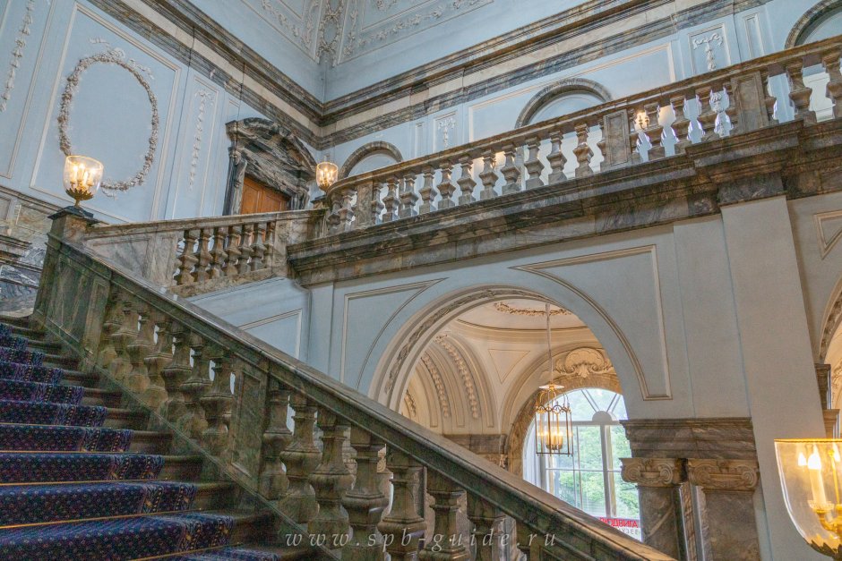 Мраморный дворец Санкт-Петербург лестница