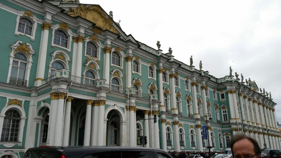 Фасад зимнего дворца в Санкт-Петербурге