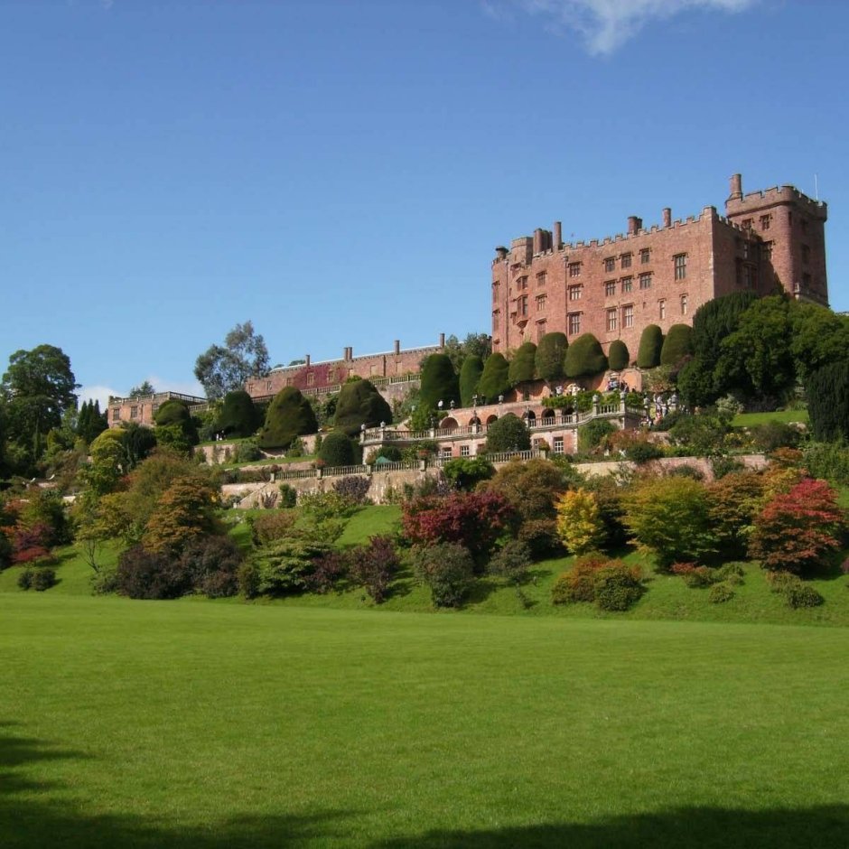 Powis Castle long Gallery