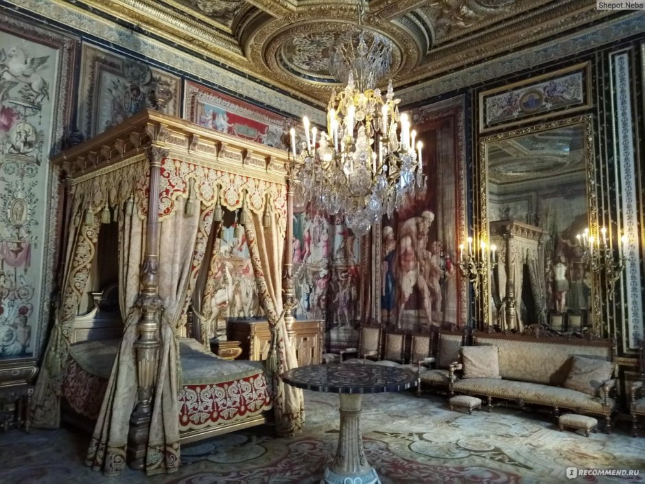 Тронный зал Наполеона в Фонтенбло