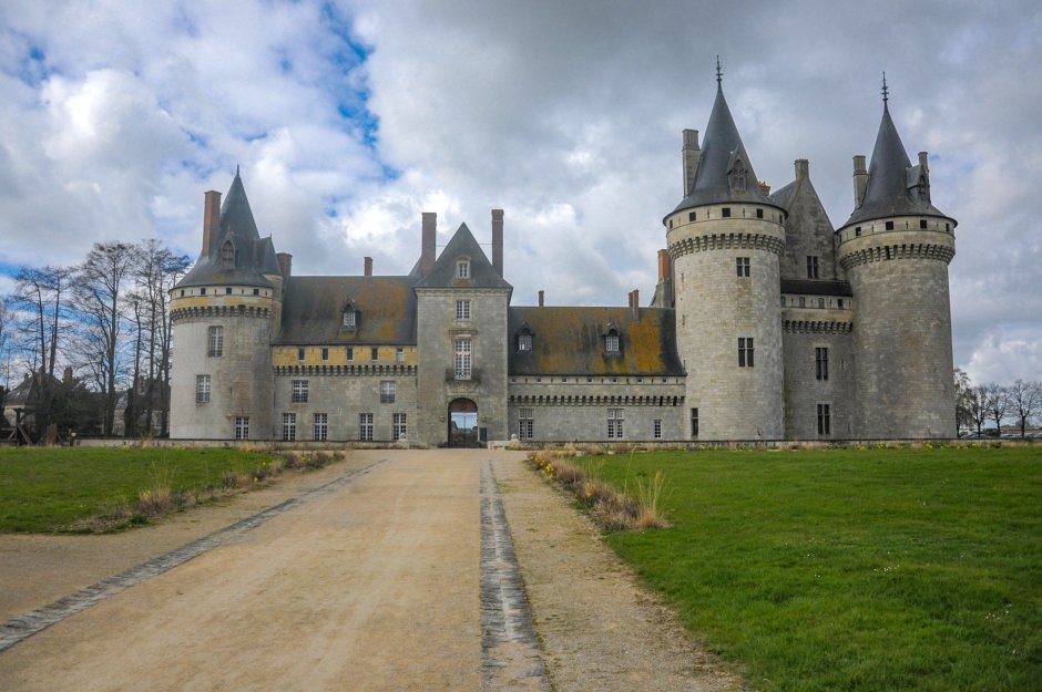 Франция. Замок Монсоро сюр-Луар. . Видео фото