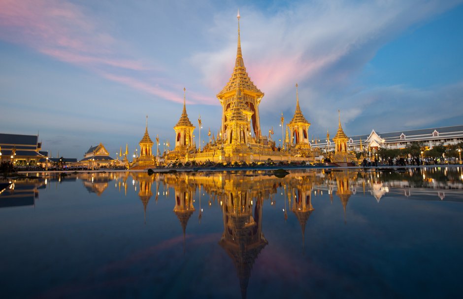 Королевский дворец интерьеры Бангкок