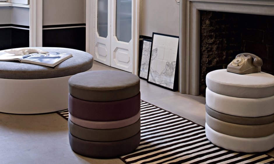 Стильные пуфы для прихожей