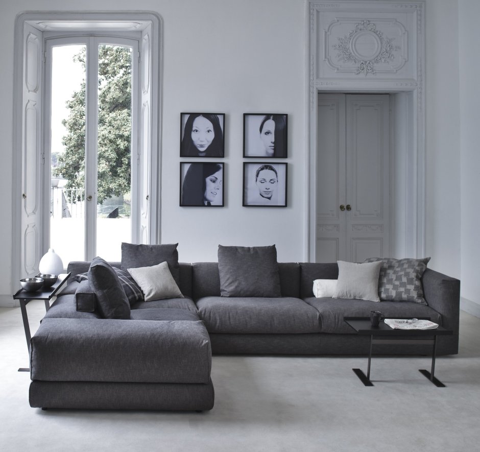 Черно белый диван в интерьере