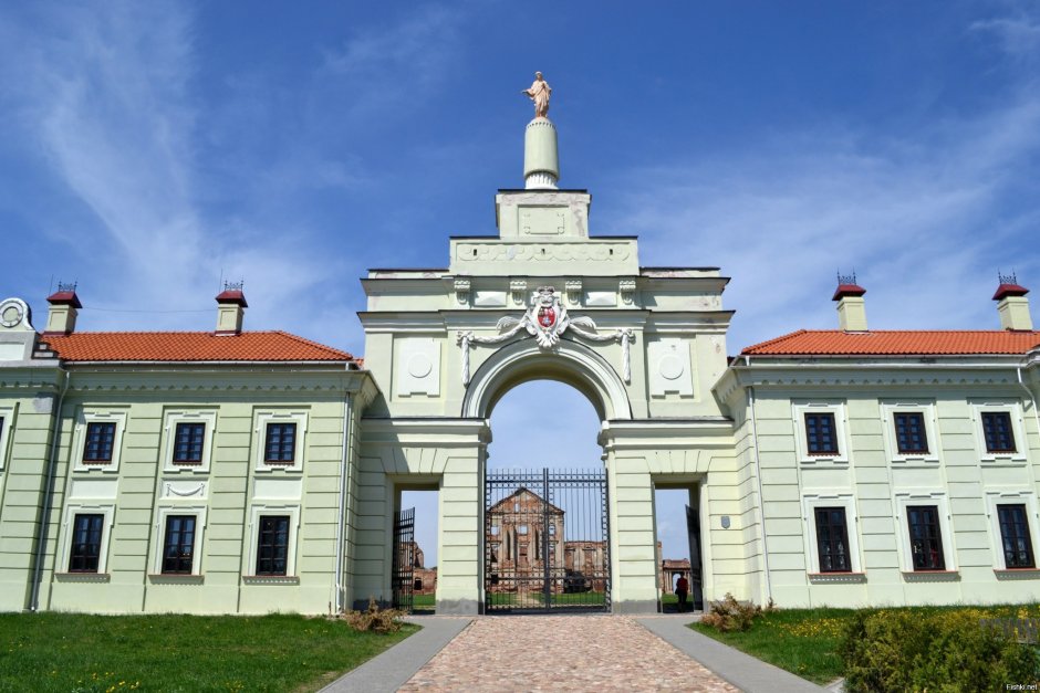 Ружанский Дворцовый комплекс князей Сапег