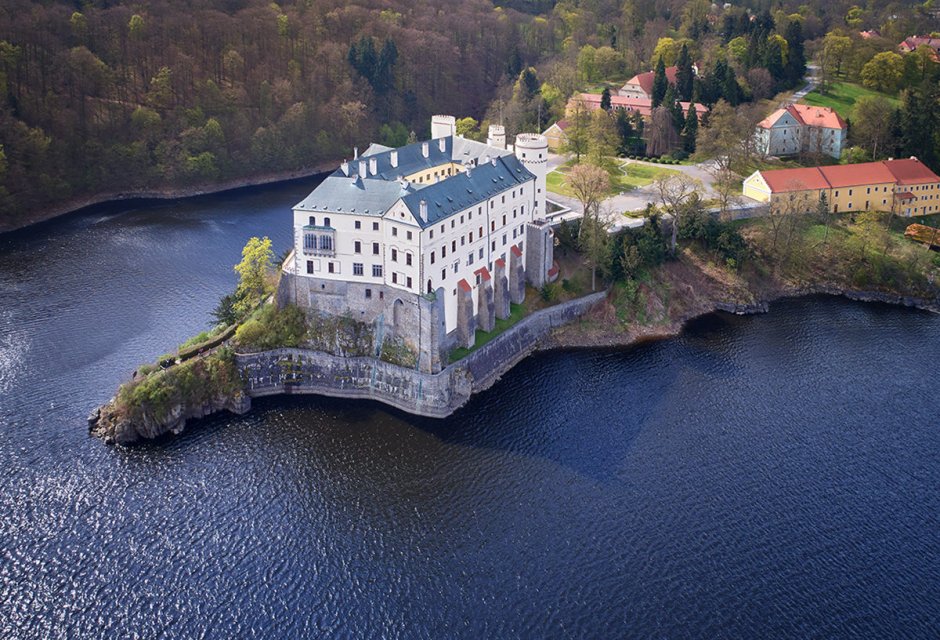 Замок Жлебы (Zleby Castle)