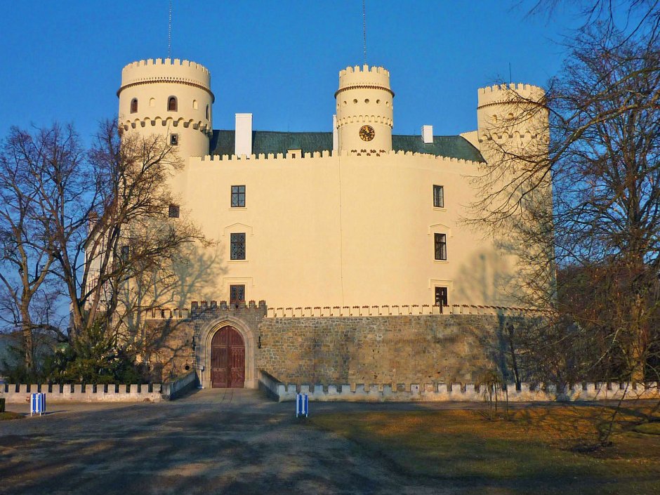 Замок Орлик, к югу от Праги на реке Влтава, Чехия