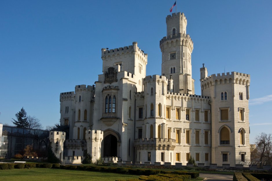 Замок Хадли Castle Reconstruction