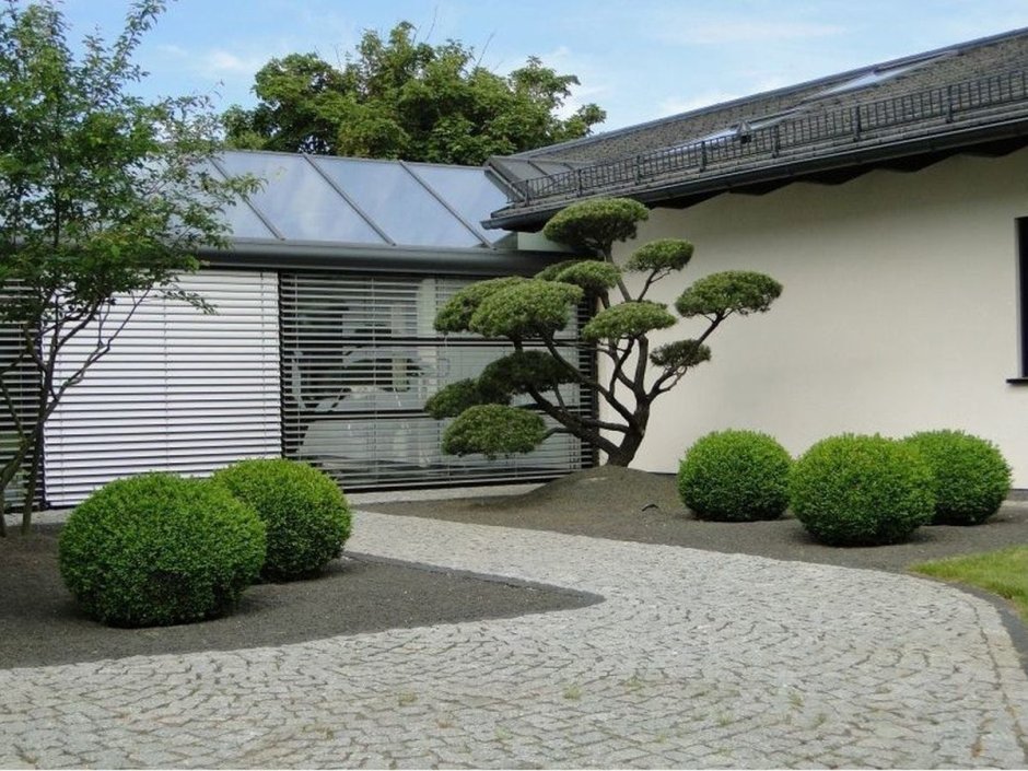Хиранива (плоский) японский сад