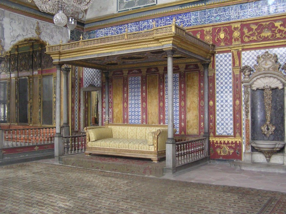 Дворец Екатерины Петровны в марокканском стиле