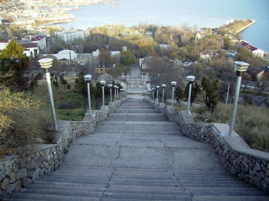 Гора Митридат Митридатская лестница