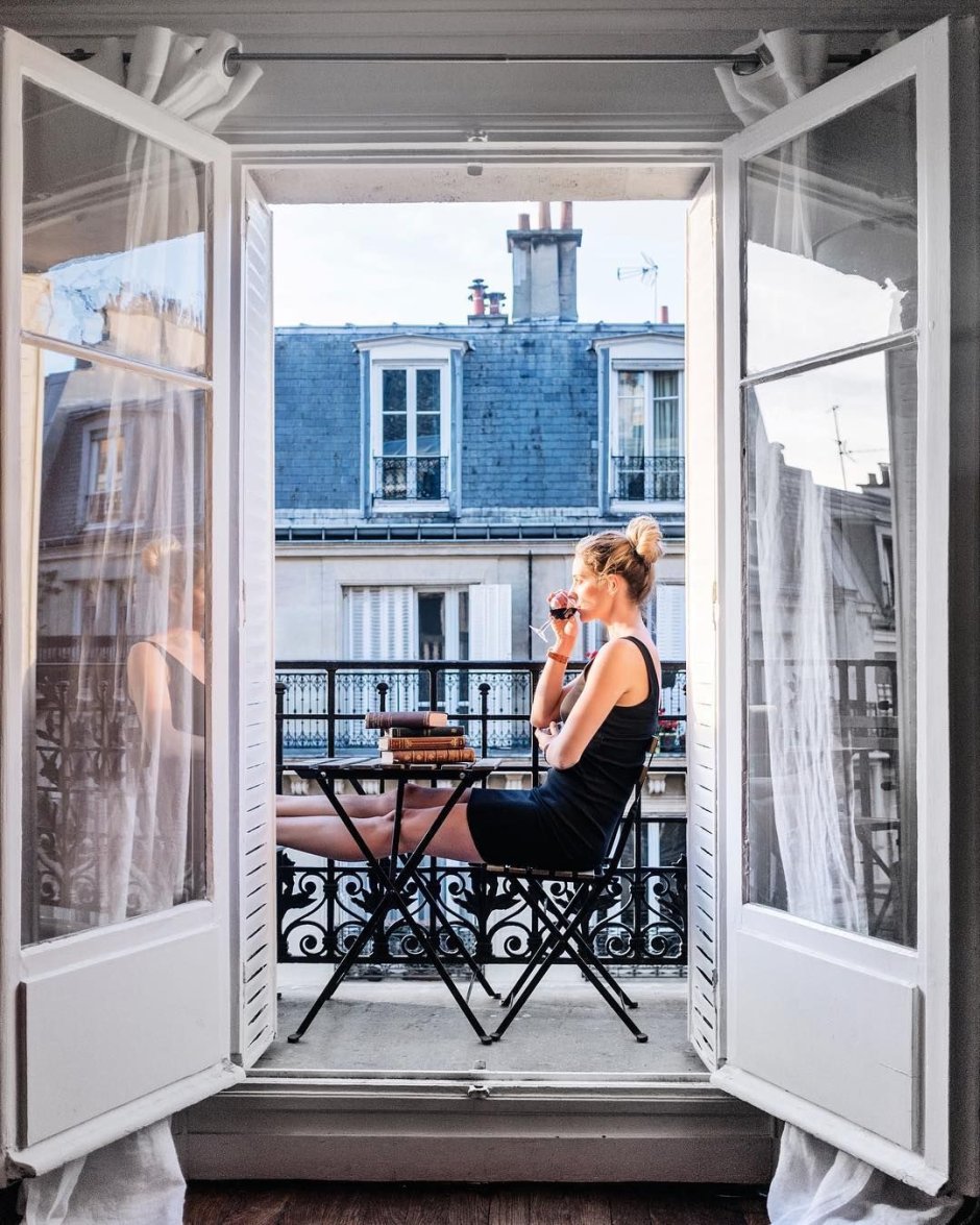Балкон в парижском стиле