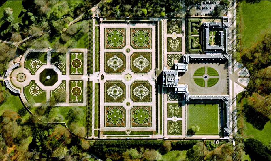 Газоны Версальского дворца