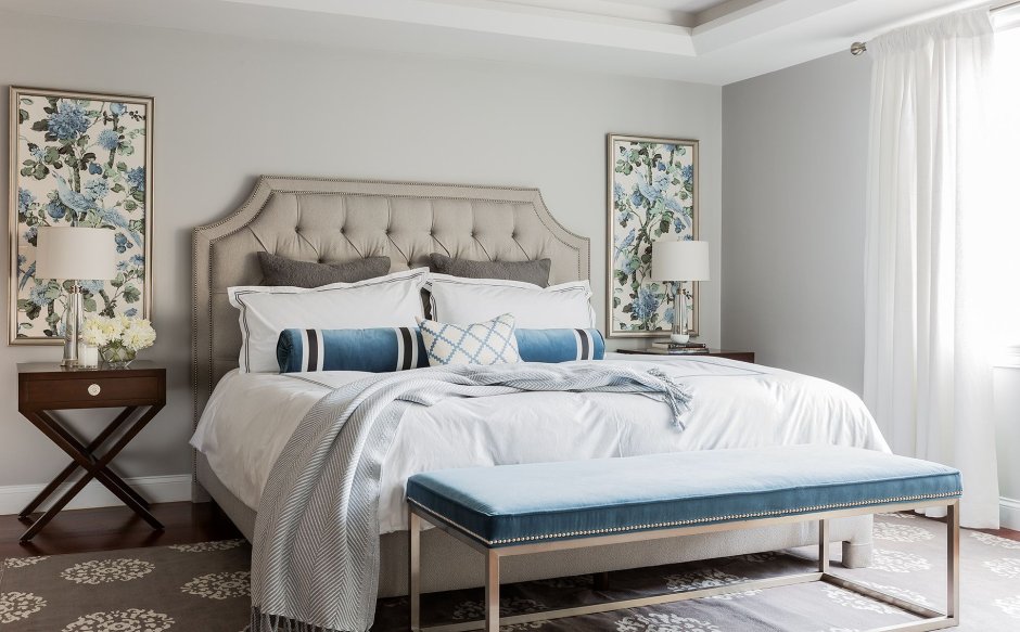 Спальня в сером голубом стиле
