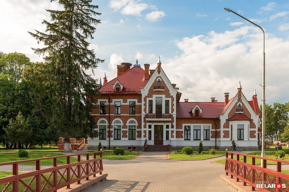 Дворец Белявский усадьба Латвия