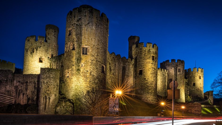 Замок Пенрин (Penrhyn Castle)