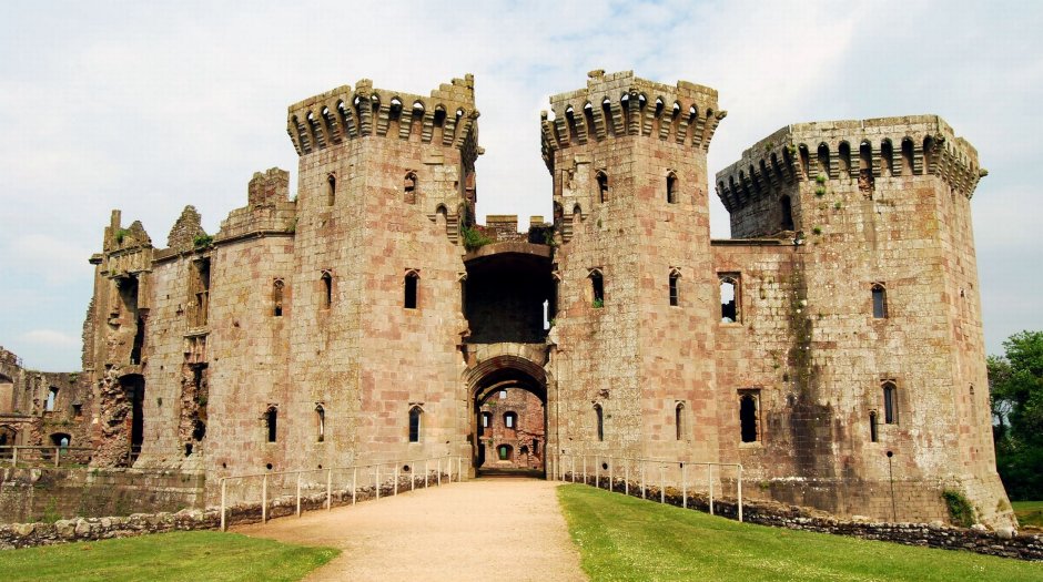 Валлийский замок Поуис