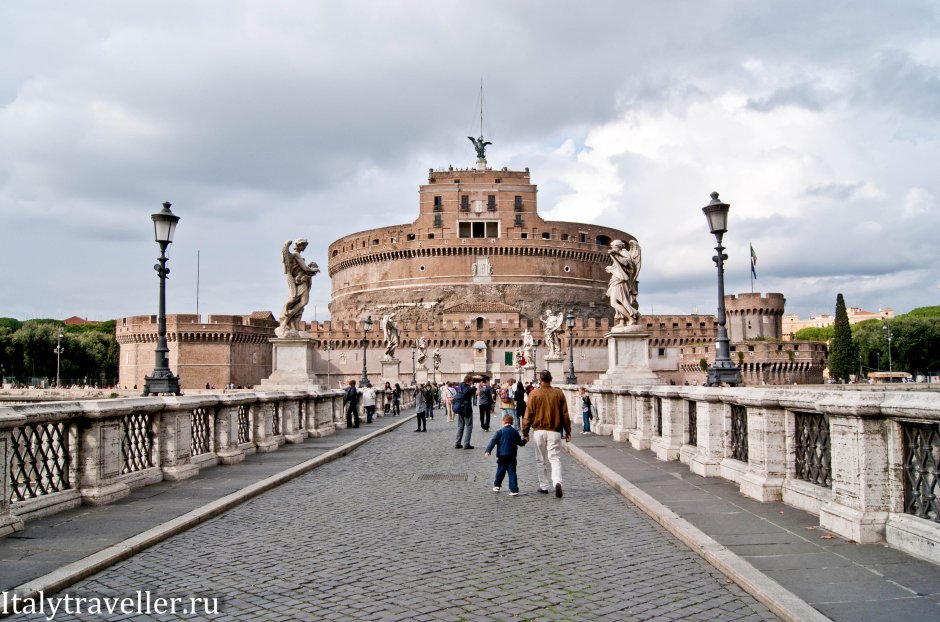 Мост Сант Анджело в Риме