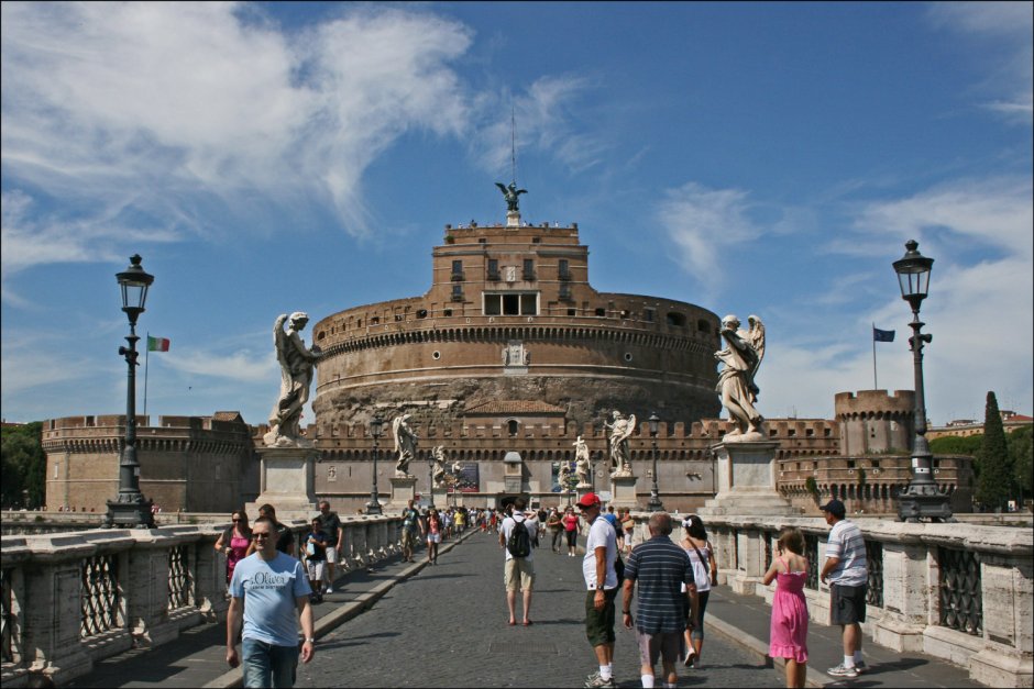 Рим крепость крест