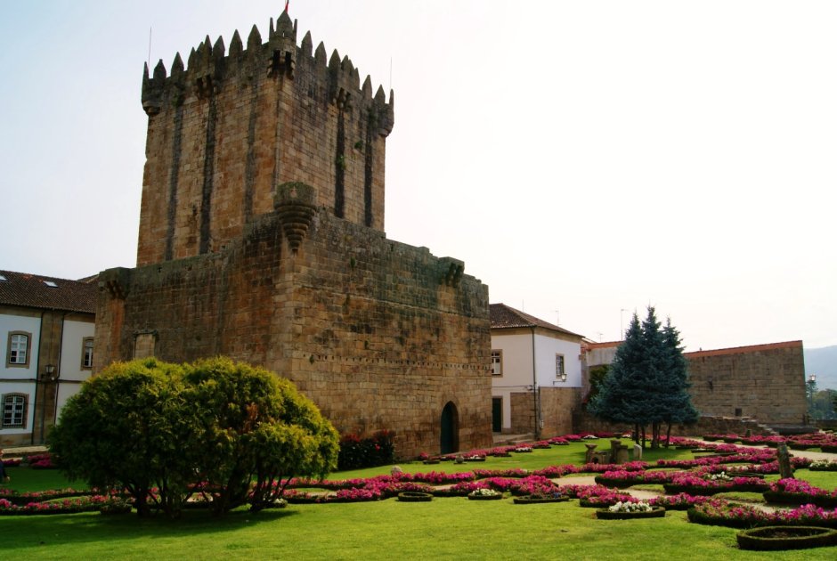 Португалия замок Гимараеш