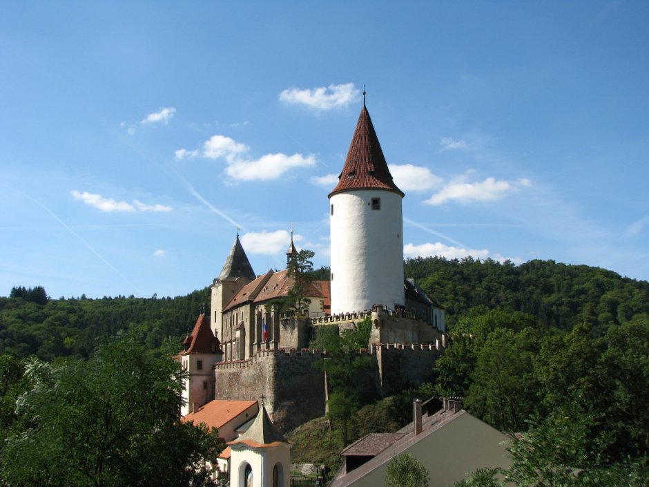 Замок Кривоклат в Чехии фото