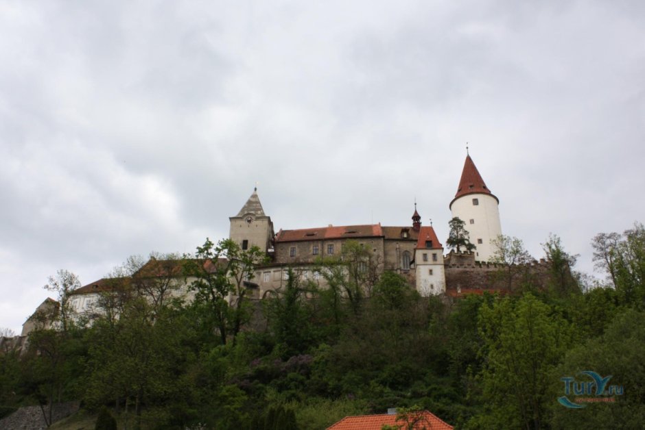 Уникальные сооружения Чехии замок Кривоклат