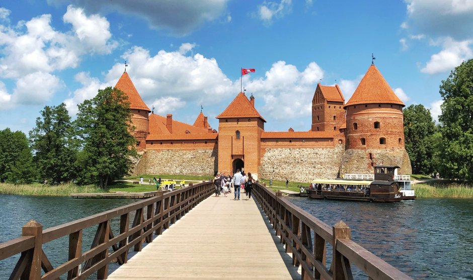 Тракайский замок Литва до реставрации