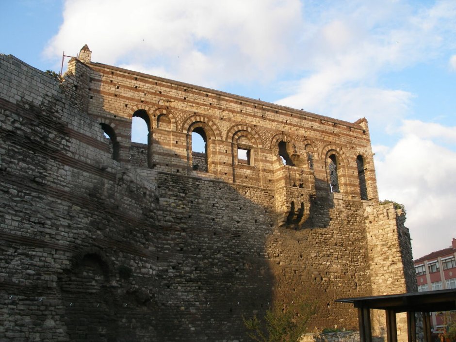 Дворец Текфур Серай в Константинополе