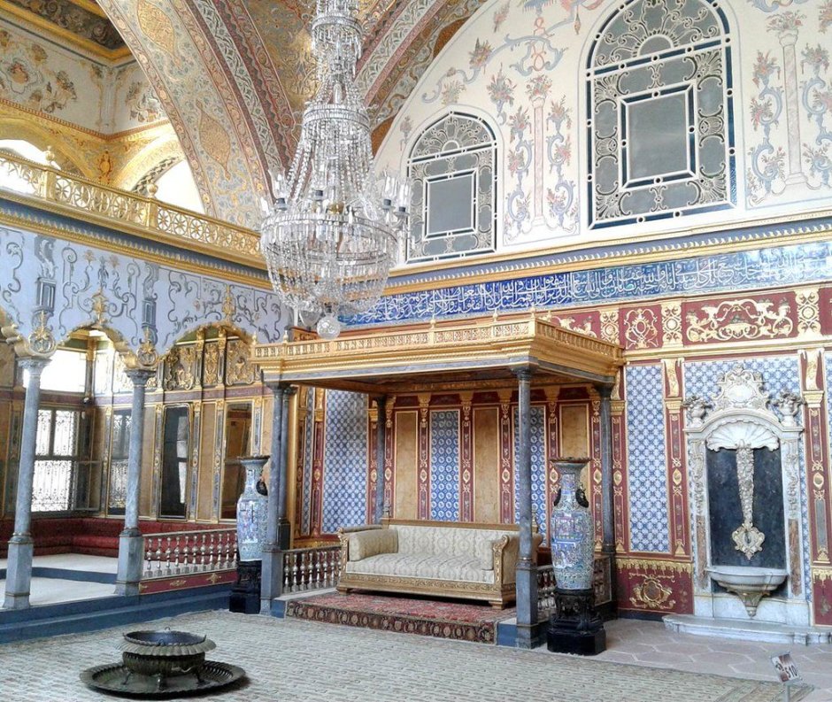 Стамбул дворец Топкапы сокровищница Султана