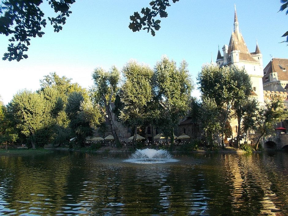 Будапешт замок водахуньяд