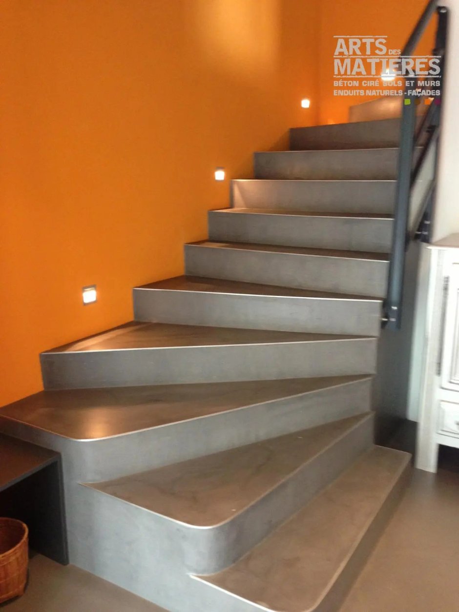 Краска для бетонной лестницы