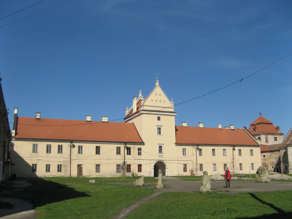 Жолковский замок Глинские ворота