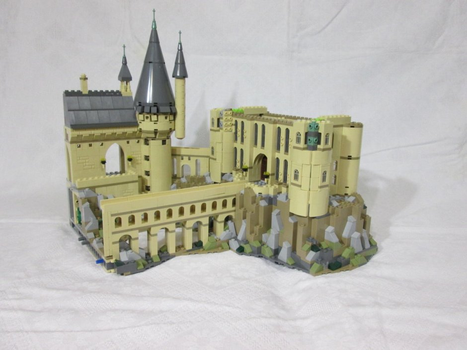 Лего замок Хогвартс Architecture