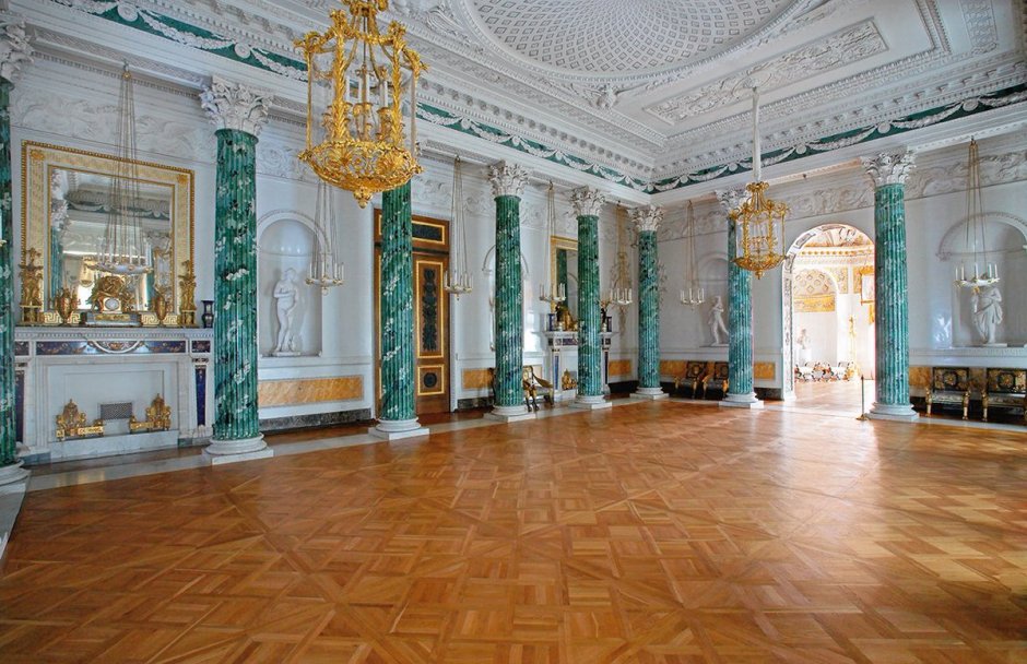 Зимний дворец Санкт-Петербург малахитовый зал