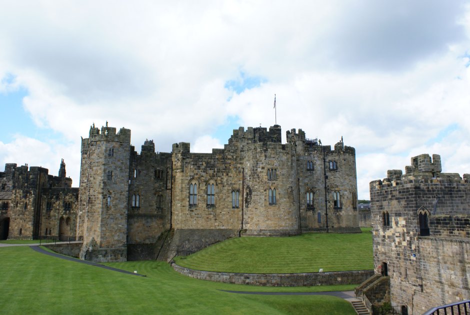Замок Алник Шотландия