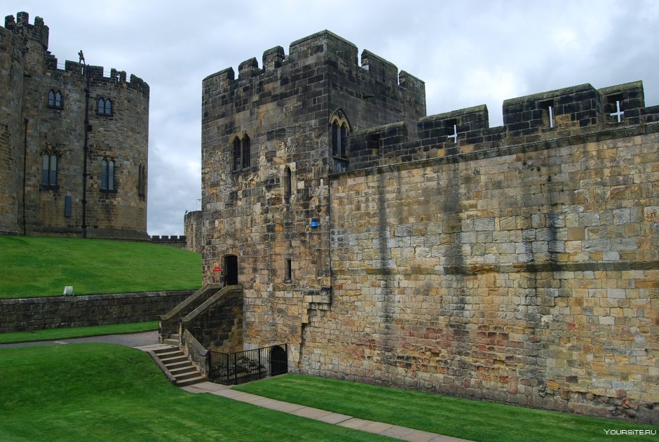 Alnwick Castle, Northumberland сверху