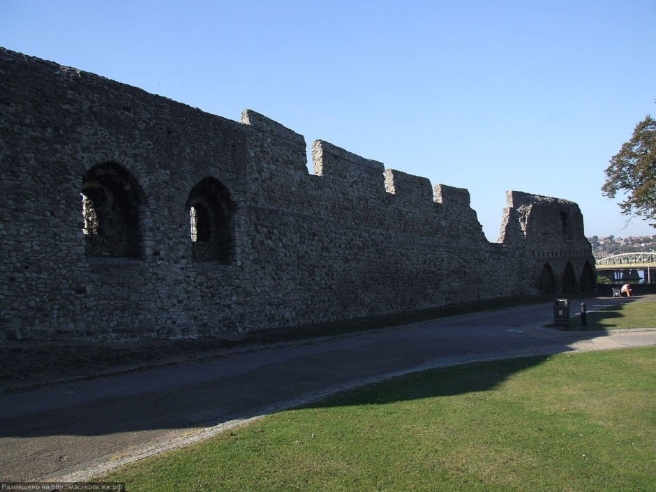 Замок Фолган Англия