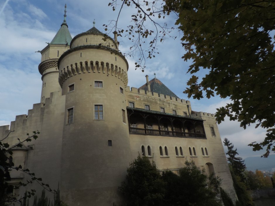 Замок Бойнице Словакия интерьеры