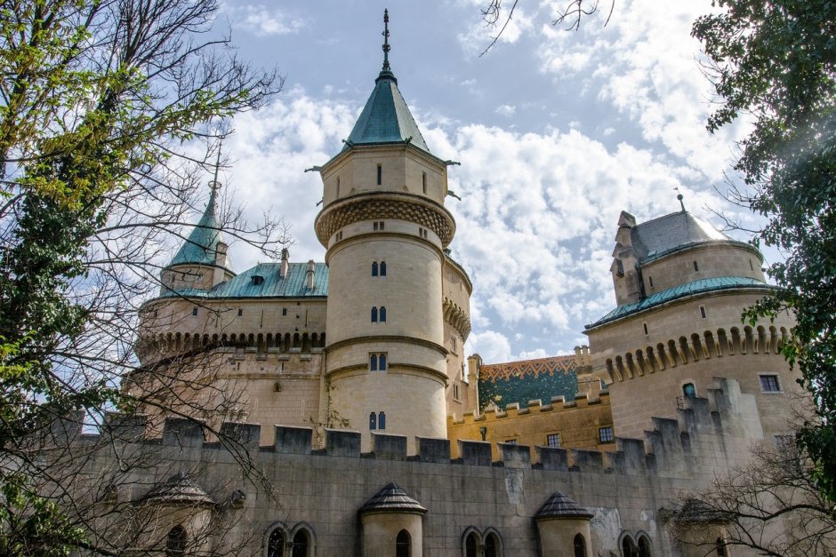 Словацкий замок Бойнице Легенда