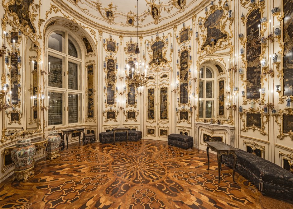 Королевский дворец шёнбрунн залы интерьер