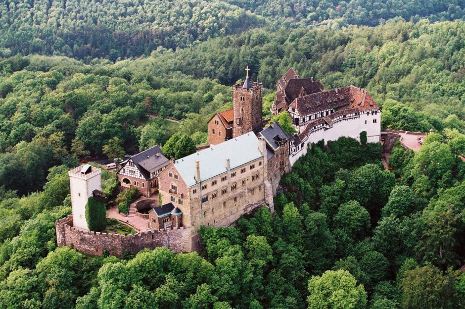 Замок Вартбург в Тюрингии